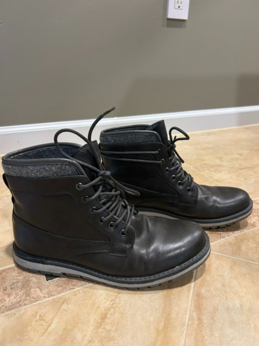 SONOMA GOODS FOR LIFE MEN'S COMBAT BLACK BOOTS SIZE 9.5